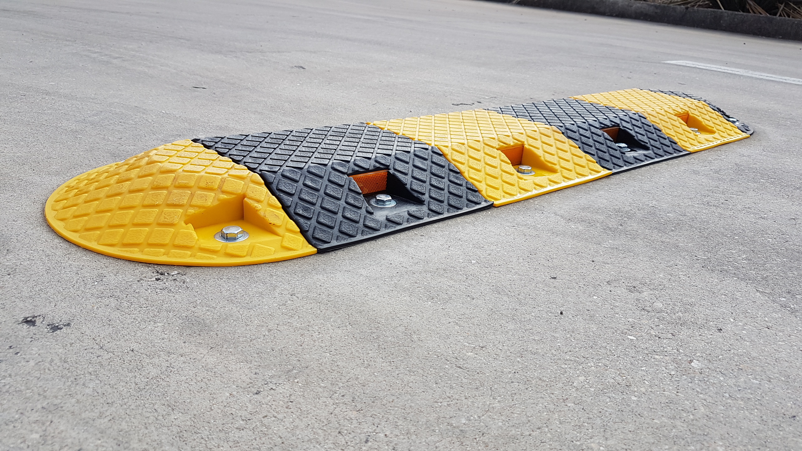 Blog :: Industries :: Building & Construction :: Plastic Speed Humps ...